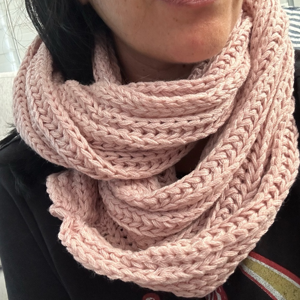 Tahari Pink Knit Infinity Scarf Cozy Accessories